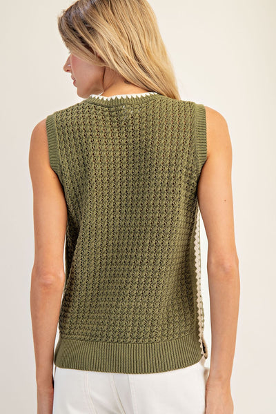 Scalloped Contrast Trim Sleeveless Sweater